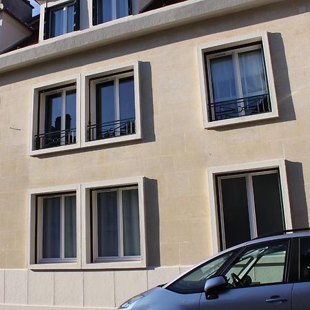 Au Coeur De Beauvais B&B 외부 사진