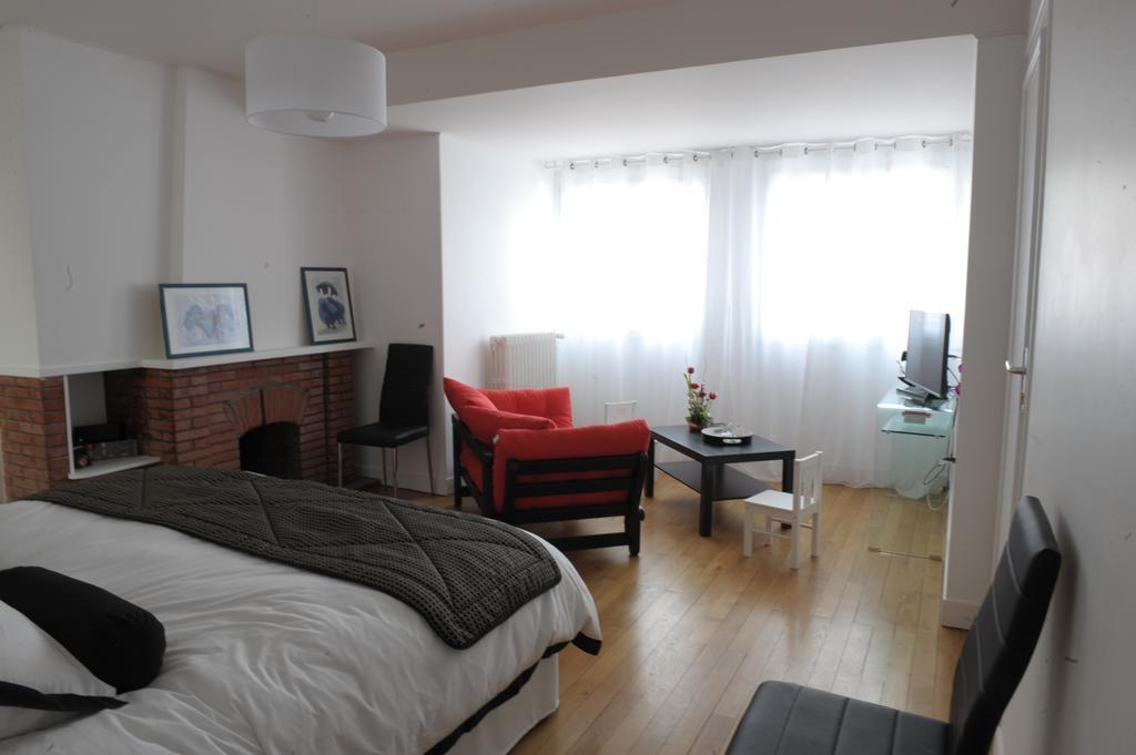 Au Coeur De Beauvais B&B 외부 사진